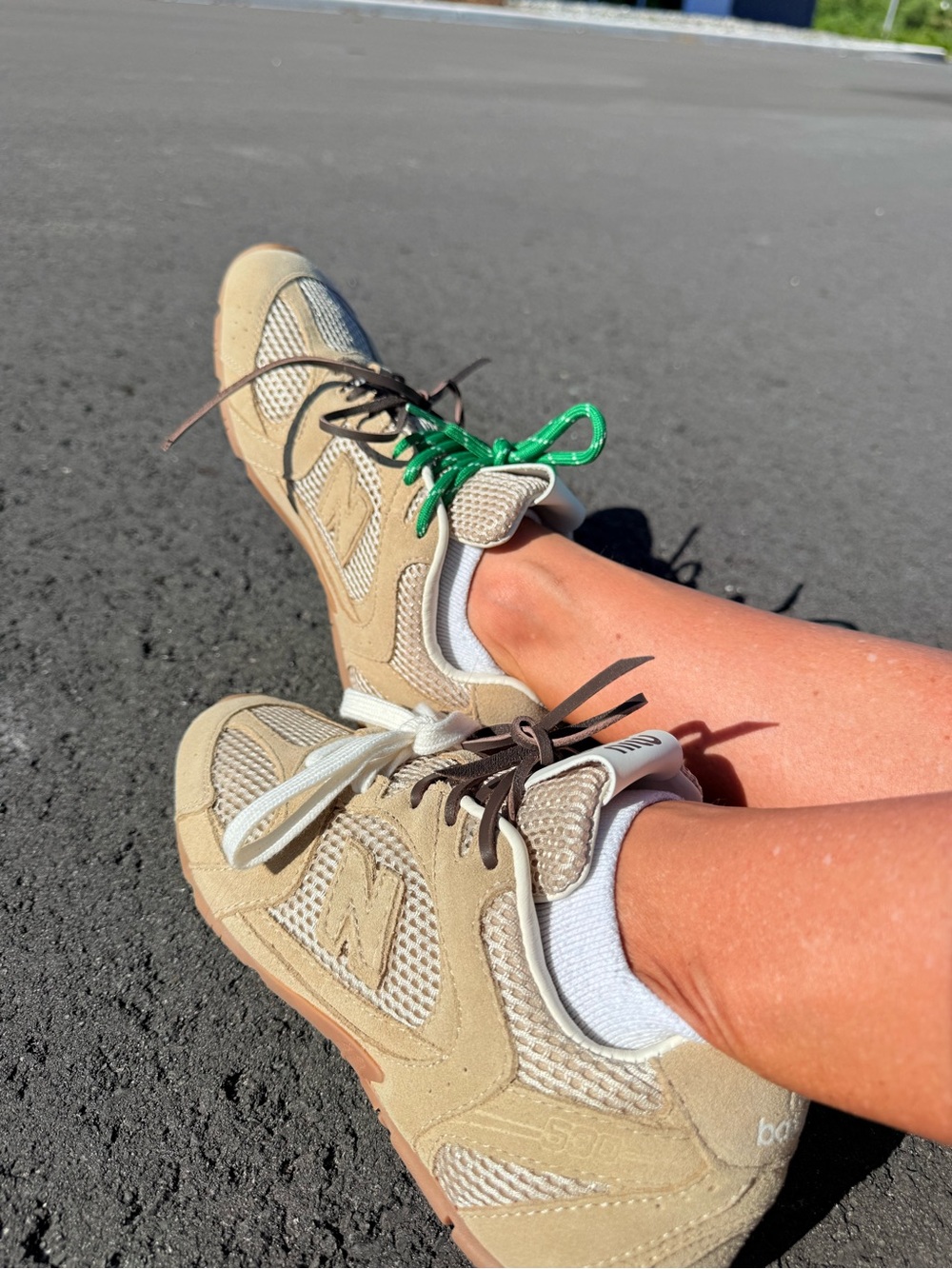New Balance X Miu Miu 530 SL suede and mesh sneakers - Picture 5 of 8